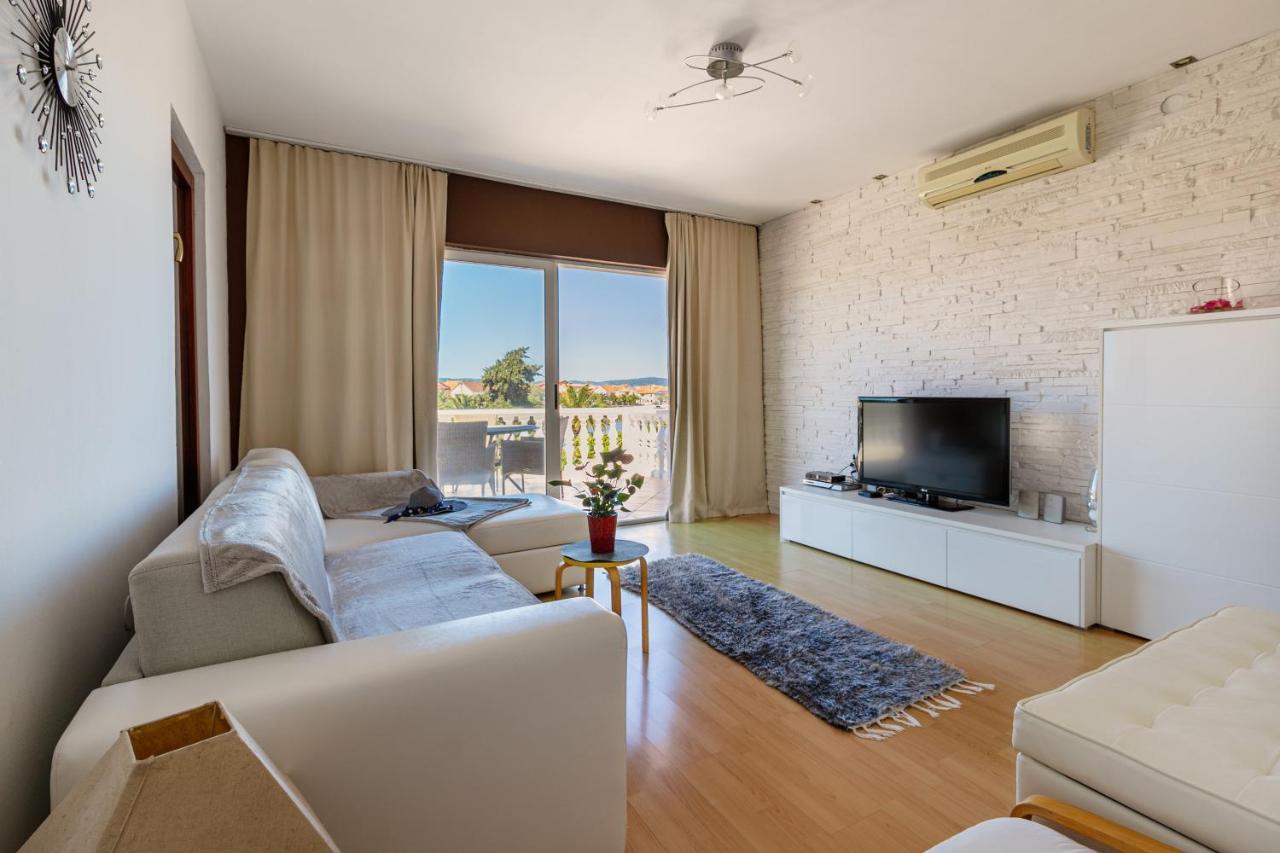 Apartments Vedmar Bibinje Luaran gambar